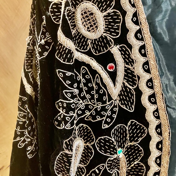 French Collezioni Velvet Embroidered Jacket - Picture 4 of 16